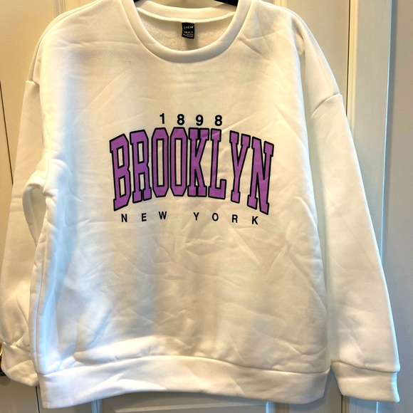 Graphic Drop Shoulder Pullover and Sweatpants - Picture 1 of 2